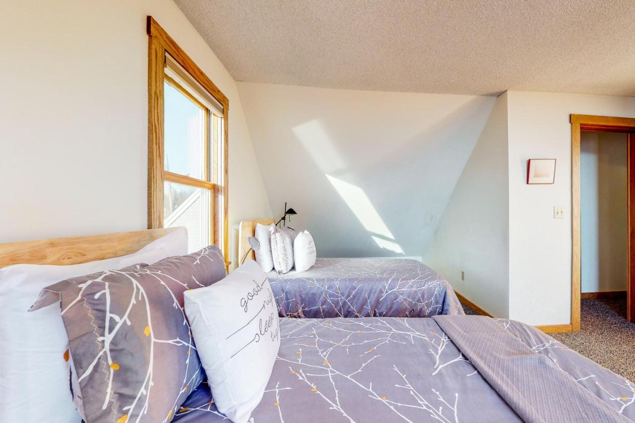 Serene Newagen House Southport Екстериор снимка